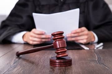 واخواهی رای دادگاه چه نوع شکایتی است