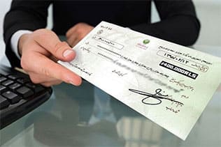چک چیست و مطالبه آن چگونه است؟