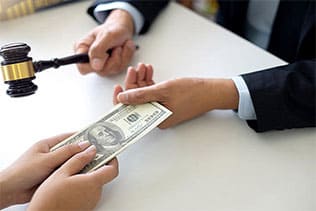 وکیل نفقه کیست؟